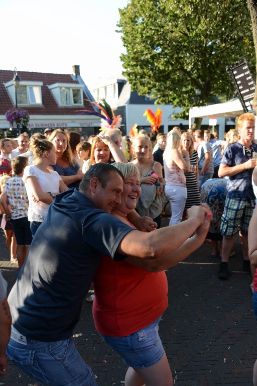 ../Images/Zomercarnaval Noordwijkerhout 2016 325.jpg